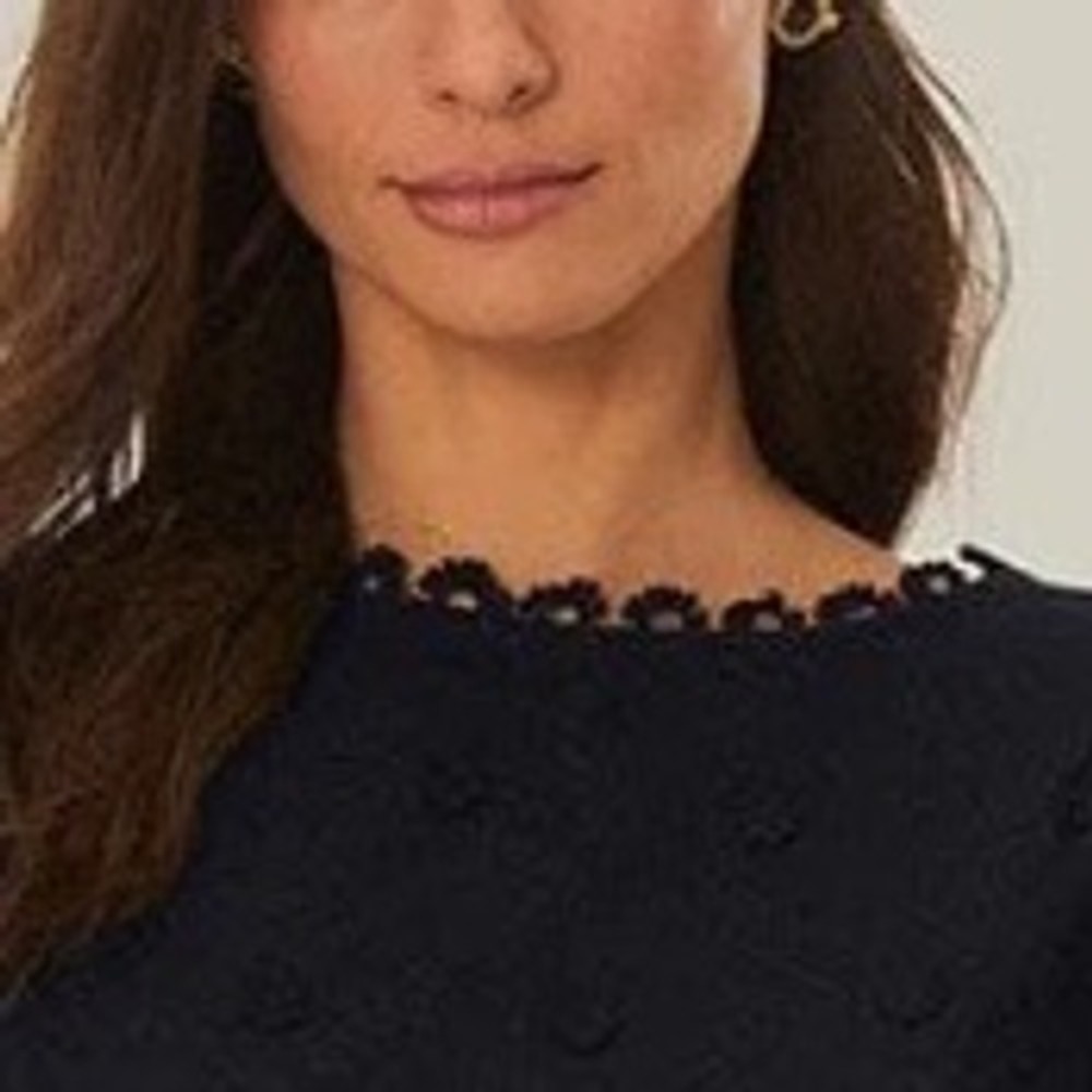 Farm Rio 3D Flower Blouse Black Medium New With Tags - Picture 4 of 7